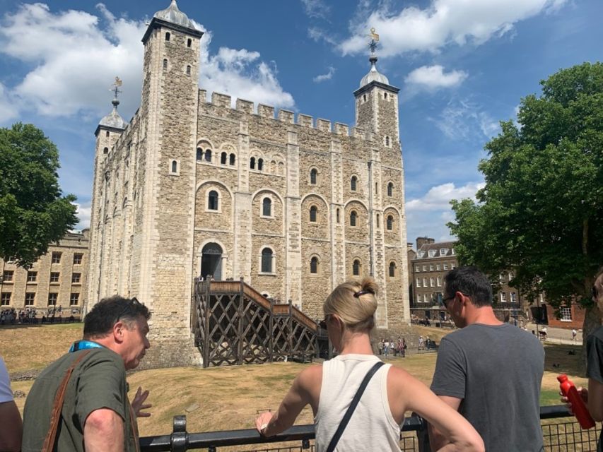 London: Tower of London Tour with Crown Jewels & Beefeaters - What to do with your free time after the tour ends