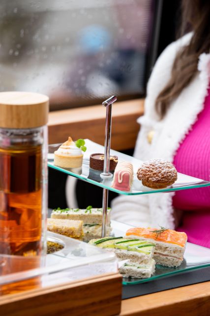 London: Traditional Afternoon Tea Tour in a Luxury Coach - Price and value: what $101.02 covers in real terms