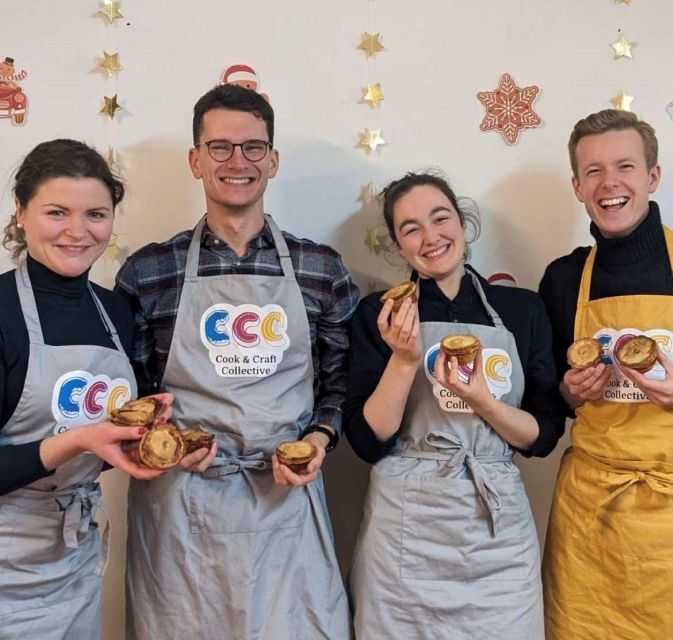 London: Traditional Pork Pie Cookery Class - Assembling Your Pies: From Dough to Something You Can Hold