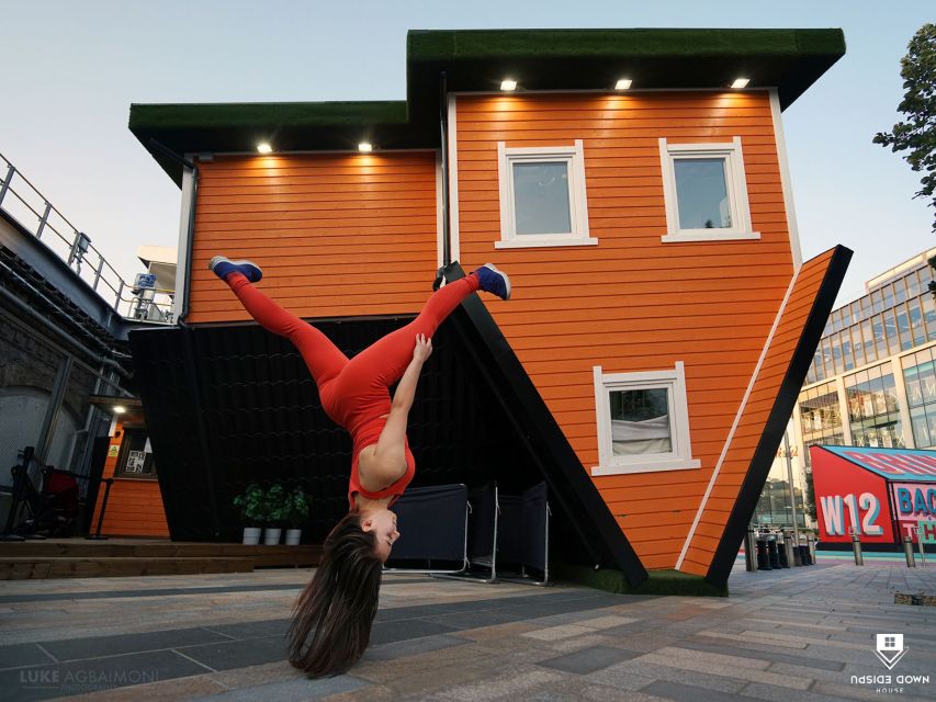 London: Upside Down House Westfield White City Entry Ticket - How long it feels: why the house size matters for your expectations