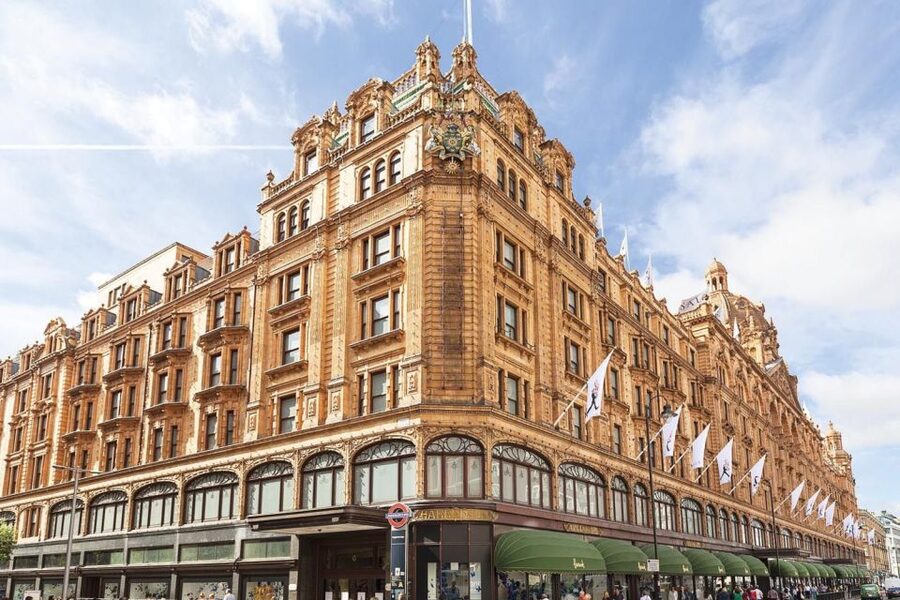 London Vintage Bus Tour and Cream Tea at Harrods - Key things I’d prioritize on this London day