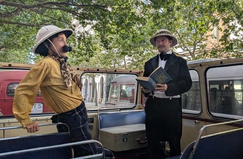 London Vintage Bus Tour: Live Comedy Sightseeing Show - What you’ll see in 75 minutes: highlights, plus two limits
