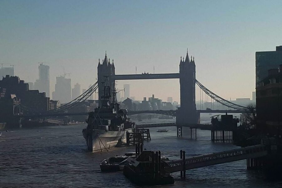 London Vintage Bus Tour, Thames Cruise, Fish & Chips - Victoria meetup and the 4.5-hour flow (so you’re not rushing)