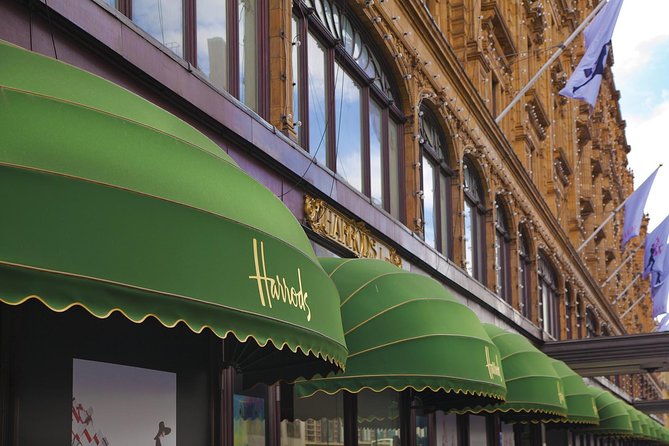 London Vintage Bus Tour with Cream Tea at Harrods - The In-Between Stretch: Where Time Becomes a Trade-Off
