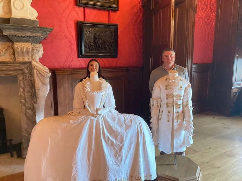 London: VIP Kensington Palace Gardens Tour & Royal High Tea - Hilton Hyde Park meeting point and your first taste of VIP flow