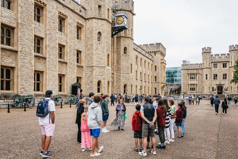 London: VIP Tower Opening Ceremony, Crown Jewels & Cruise - Jewel House early entrance: Crown Jewels time you can actually enjoy