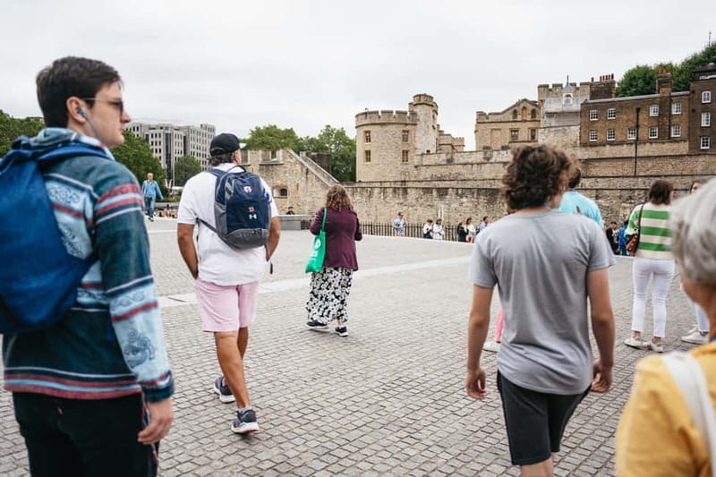 London: VIP Tower Opening Ceremony, Crown Jewels & Cruise - Who should book this VIP Tower Opening Ceremony combo