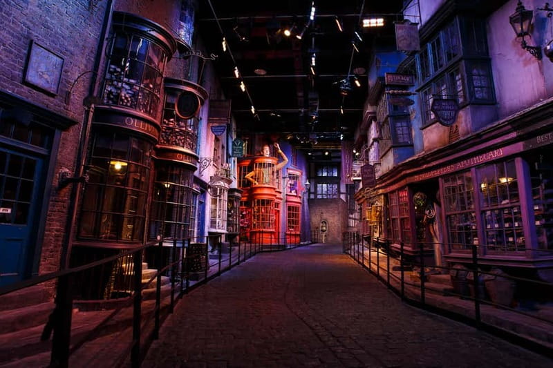 London: Warner Bros. Studio Harry Potter Tour & Branded Bus - Price and Value: What You’re Actually Paying For