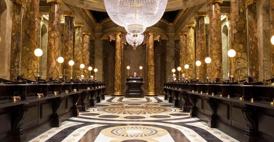London: Warner Bros. Studio Tour and Thames River Cruise - The digital guide option: when £5.25 is worth it