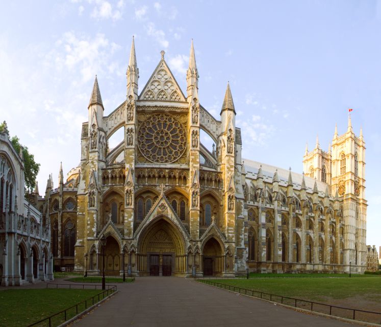 London: Westminster Abbey & Churchill War Rooms Walking Tour - Key highlights worth your time