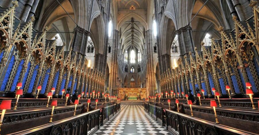 London: Westminster Abbey Tour with a Royal Heritage Guide - Key things you’ll notice on this Westminster Abbey tour
