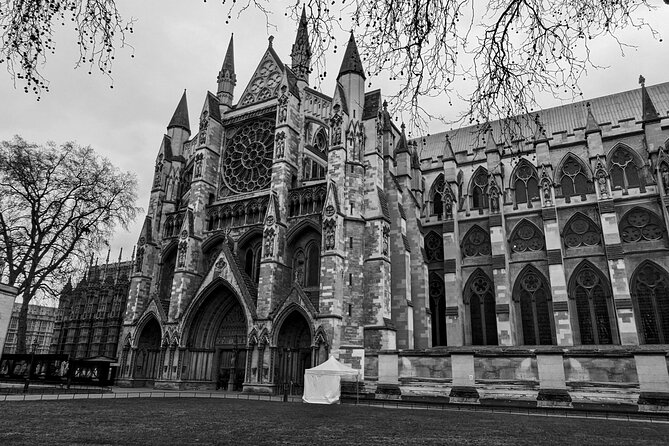 LONDON Westminster Private Walking Tour fully flexible - Choose-your-own add-ons: Tower of London, Chinatown, Covent Garden, and markets