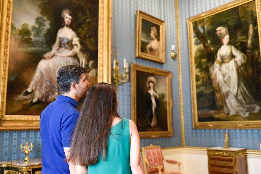 London: Westminster to Covent Garden Personalized Tour - A Buckingham Palace Exterior Check and the Street-View Royal Take
