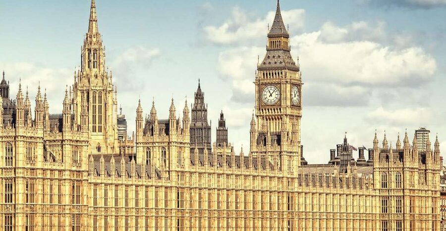 London: Westminster Tour, River Cruise, and Tower of London - Westminster Walking Tour: Buckingham Palace to Parliament Square in one guided push