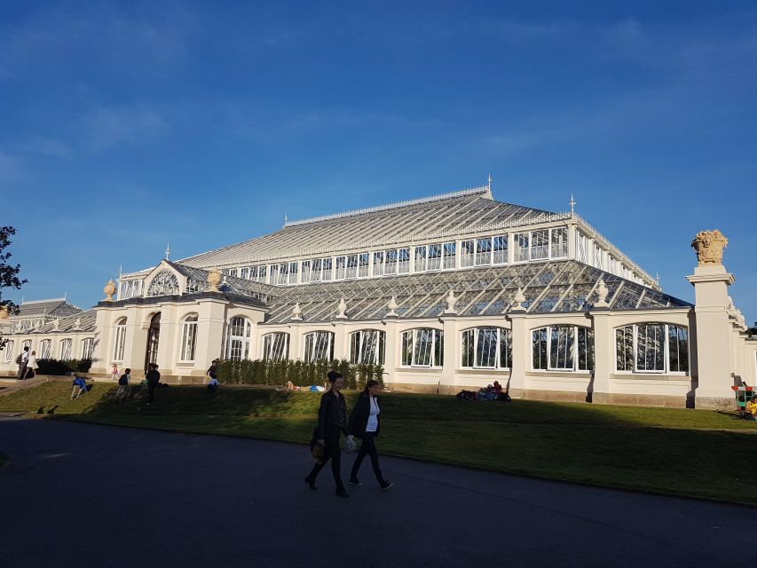 London: Westminster Walking Tour and Visit to Kew Gardens - The Switch to Kew Gardens: Directions, Prebooked Entry, and Your Pace