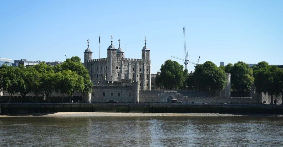 London: Westminster Walking Tour & The Tower of London Entry - Downing Street, Parliament Square, and Westminster Abbey: fast stops that still matter
