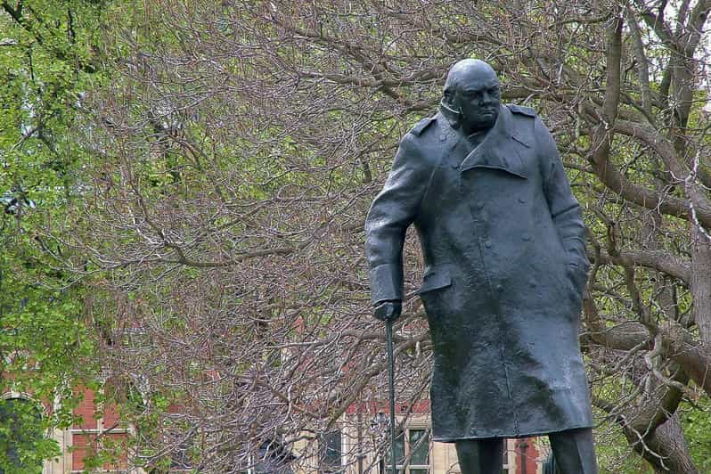London: Winston Churchill Walking Tour with War Rooms Ticket - Downing Street on foot: where politics met pressure