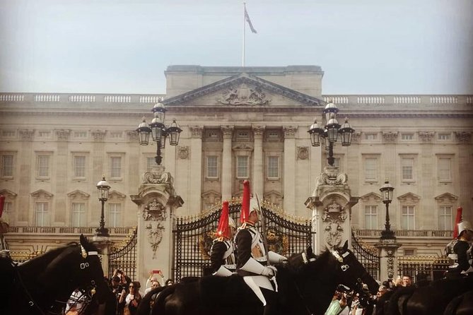 London with a Local (Historical) - A Short Walk That Still Feels Meaningful