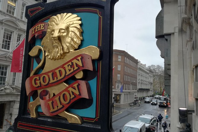 London with a Local (Historical) - Whitehall and Trafalgar Square: Power, Memory, and the Weird Little Details