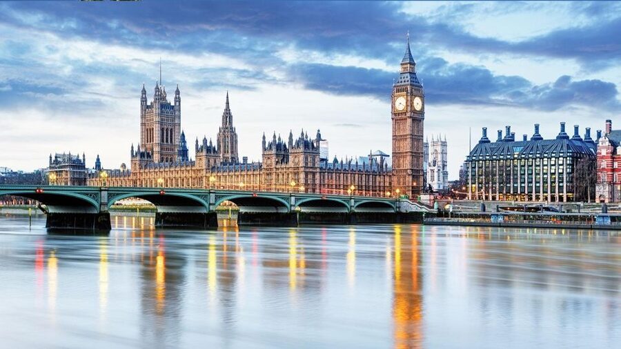 Londra Audioguide - TravelMate app for your smartphone - London introduction and local cuisine: start smart, not stressed