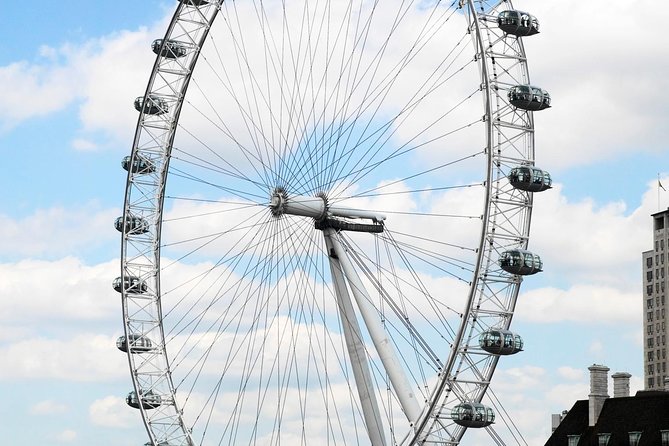 Lunch River Cruise on the Thames with 2-Course Meal - Inside vs Upper Deck: Where the Comfort and Views Actually Happen