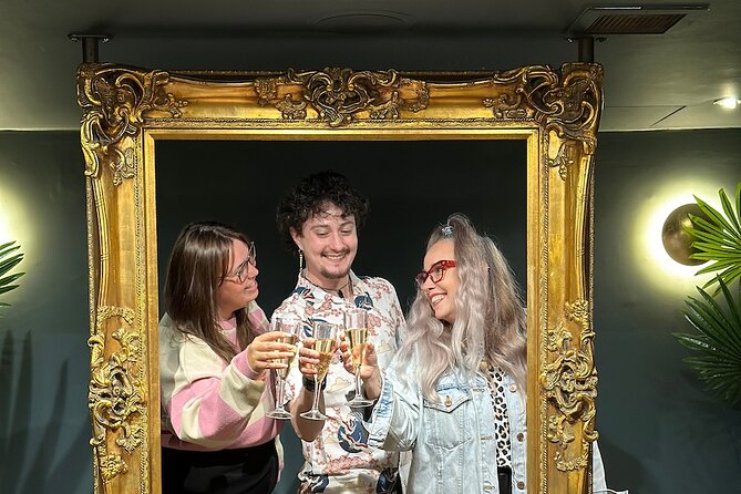Madame Tussauds London Fast Track and Champagne Experience - Off-Peak Tickets: A Simple Way to Make It Feel Easier