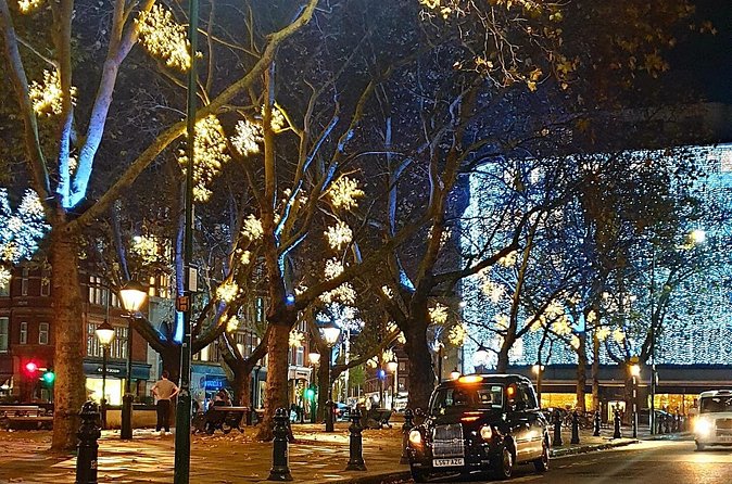 Magical Christmas Lights in London: Private Black Cab Tour - Oxford Street and Marylebone: two rhythms of festive shopping streets