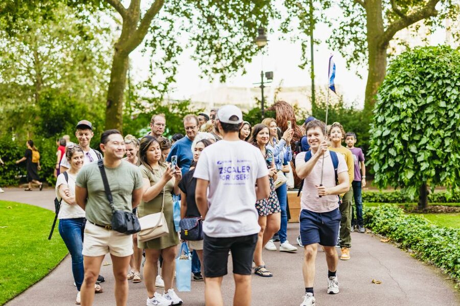 Magical London: Harry Potter Guided Walking Tour - Great Scotland Yard and Trafalgar Square: the real London that shaped the mood