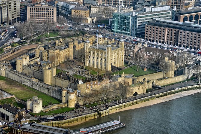 Medieval London: A Self-Guided Audio Tour from Monument to the Tower of London - Down the South Bank: steady walking with story stops