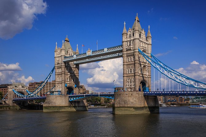 Medieval London: A Self-Guided Audio Tour from Monument to the Tower of London - Tower Bridge crossing: an audio-led change of mood