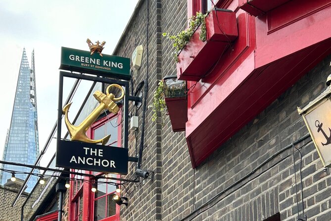 Medieval London Walking Tour Oxford PhD Historian Guide - How this medieval London walk beats a self-guided wander