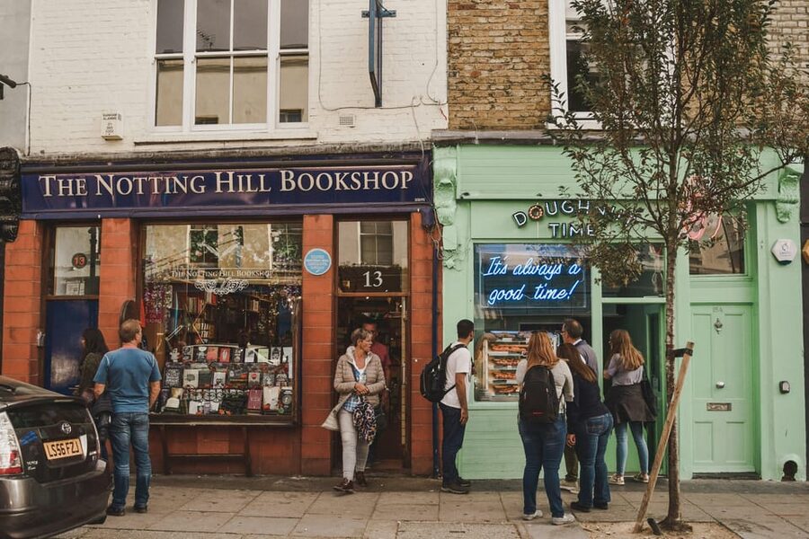 Notting Hill Experience - Portobello Road in 30 minutes: market energy without getting lost