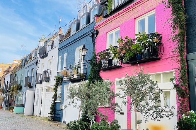 Notting Hill Walk Celebrities and Film Locations - The guide factor: why a small group feels more personal