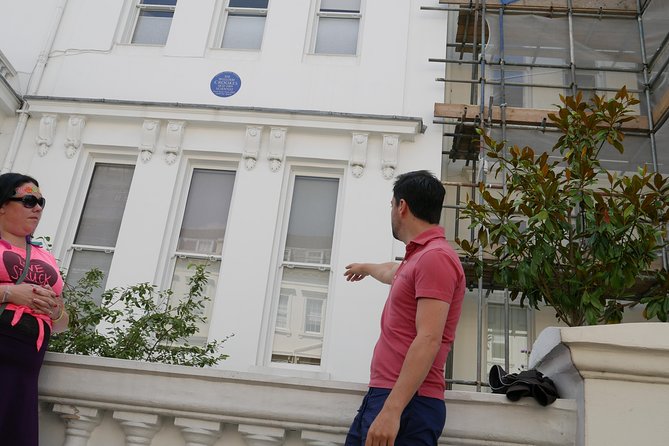 Notting Hill Walking Tour for Small Groups - Price and value: is $23.59 worth two hours in London?
