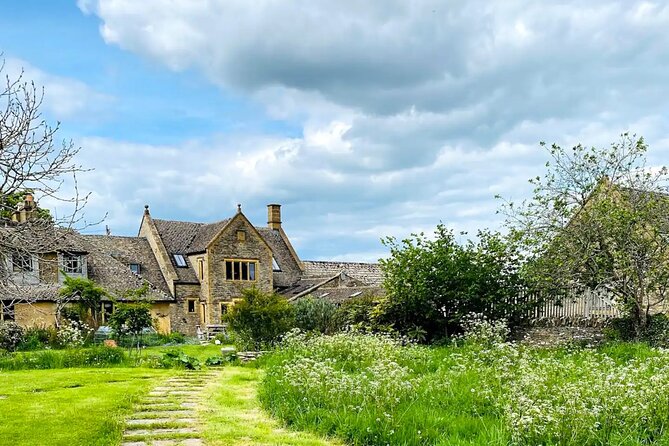 One Day Tour from London to The Cotswolds - Burford market town: hilltop views and quick shopping