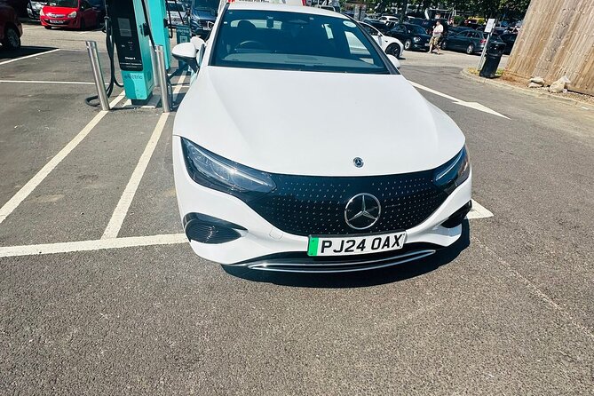 One Way Taxi Transfer from Heathrow Airport to City Airport - Who this Heathrow to London City Airport transfer suits best