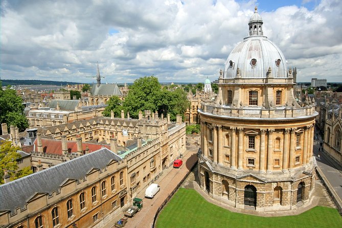 Oxford and Cambridge Universities Guided Day Trip from London - Meeting point, coach comfort, and why timing matters