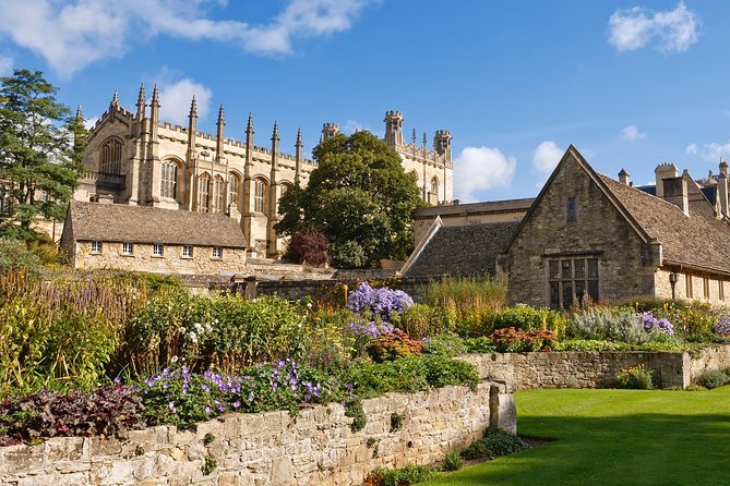 Oxford & Cambridge Universities Tour - Guides and Group Size: What You Can Expect From the Experience