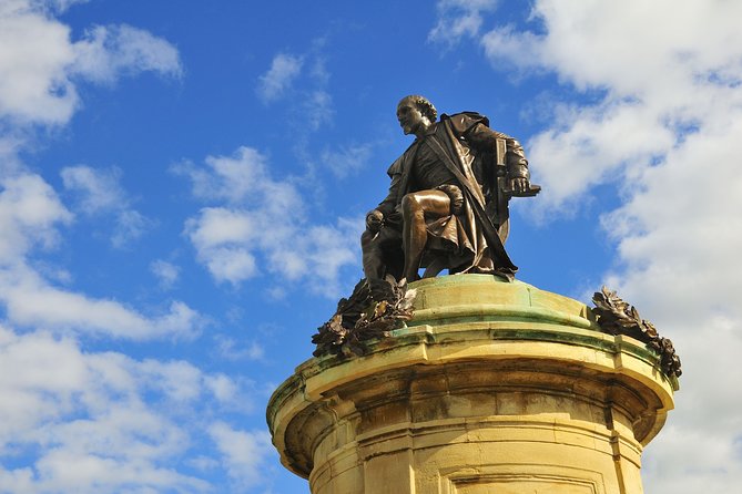 Oxford, Cotswolds & Stratford-upon-Avon Tour with Christmas Lunch - Price and Value: What You Get for $271