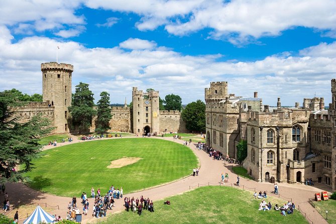 Oxford, Stratford, Cotswolds & Warwick Castle Tour from London - Cotswolds Drive-Through: Worth the Views, Not the Wandering