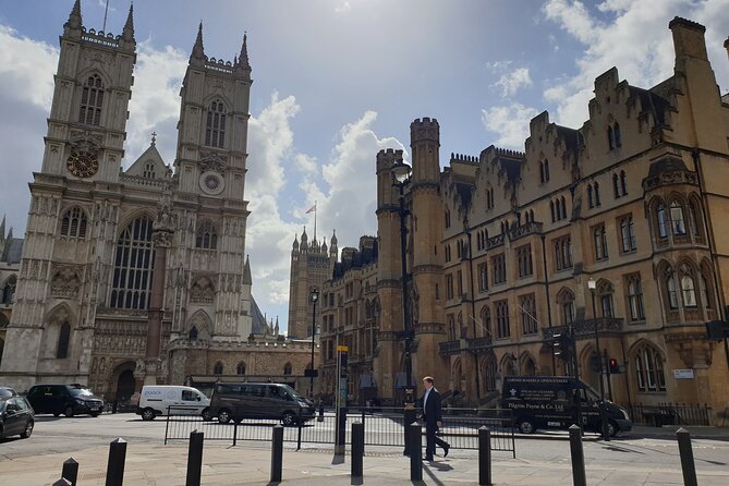 Palaces, Parliament & Power: A Walking Tour of London's Royal City - 10 Downing Street and the Cenotaph: Politics and Public Memory