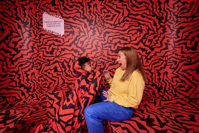 Paradox Museum London Admission Ticket - The Paradox Tunnel and Paradox Sofa: make your camera work