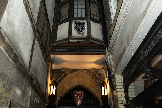 Paranormal ActivityTour in Old London - Ghost-hunting tools: Ouija boards, K2 meters, and dowsing roads