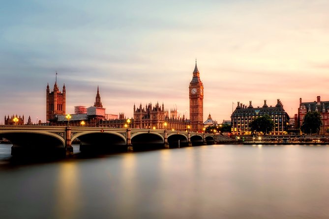 Photographer, Professional Photo Shoot - London - A private London photo shoot that feels personal, not staged