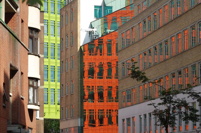 Photography Tour walking the back streets of London's West End (3 hours) - Stop 1: Seven Dials for Spy-Novelist Corners and Photo-Friendly Details