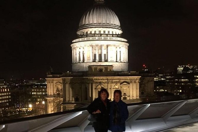 Private 2-Hour Night Tour of London in an Iconic Black Cab - Southwark Cathedral, Borough Market, and Shakespeare’s Globe: Culture Moves at a Night Tempo