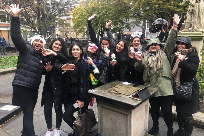 Private Bespoke Scavenger Hunts - How a Private London Scavenger Hunt Changes the Way You Move Through the City