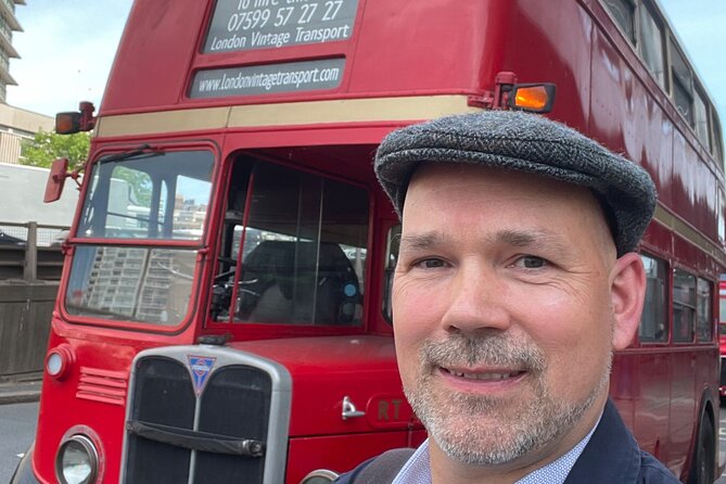Private Bespoke Walking Tour in London - Stops 3 and 5: Smithfield Market and West Smithfield’s crowds