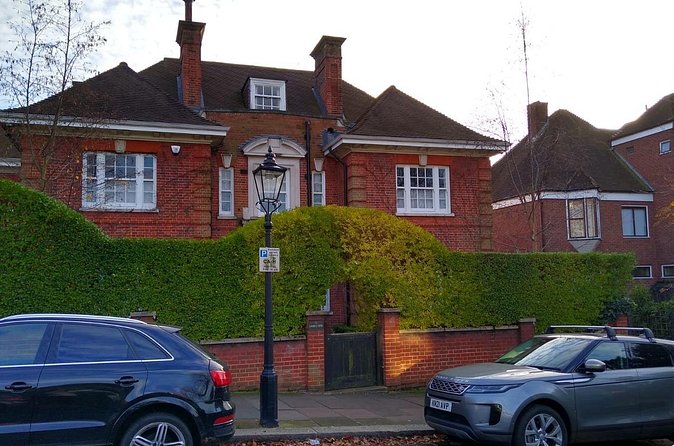 Private Celebrity Houses Tour of London - What you’ll actually see in Hampstead (and how to get better photos)