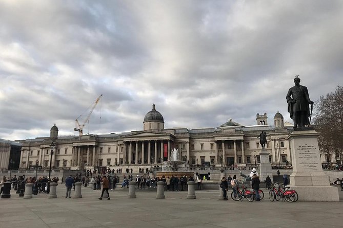 Private Chauffeur at your Disposal in London - Museums and culture: British Museum, Natural History Museum, Globe Theatre
